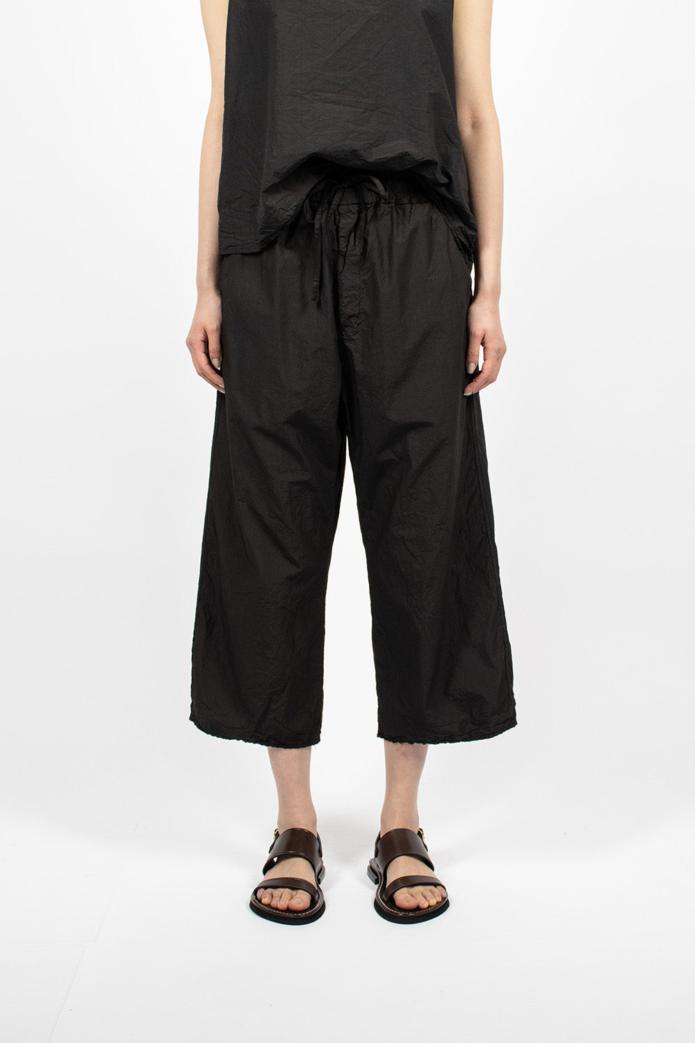 23_178 Wide&Short Trousers TC Black