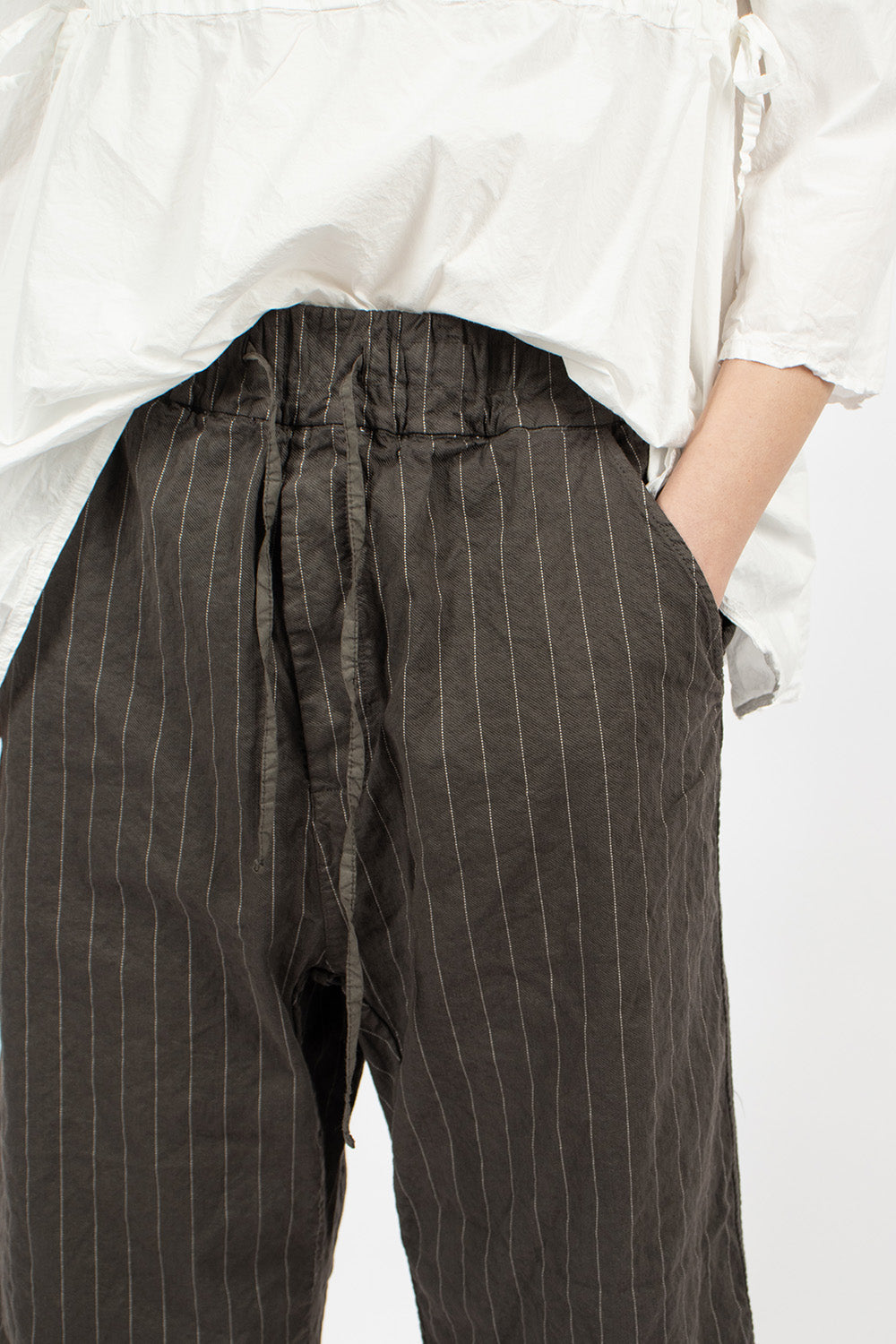 23_251 Pinstripe W&S Trousers Antracite