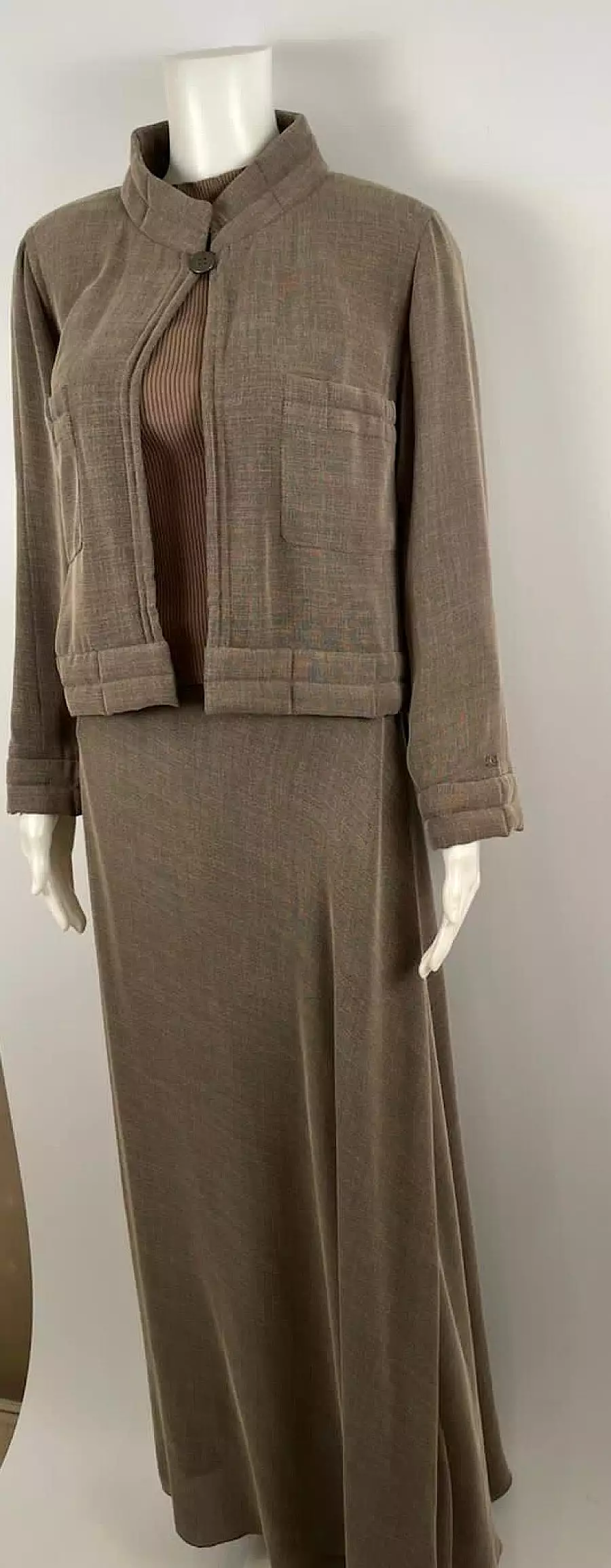 99P, 1999 Spring Vintage Chanel brown 4 piece Outfit Dress Set Jacket Skirt Blouse FR 38 US 4/6