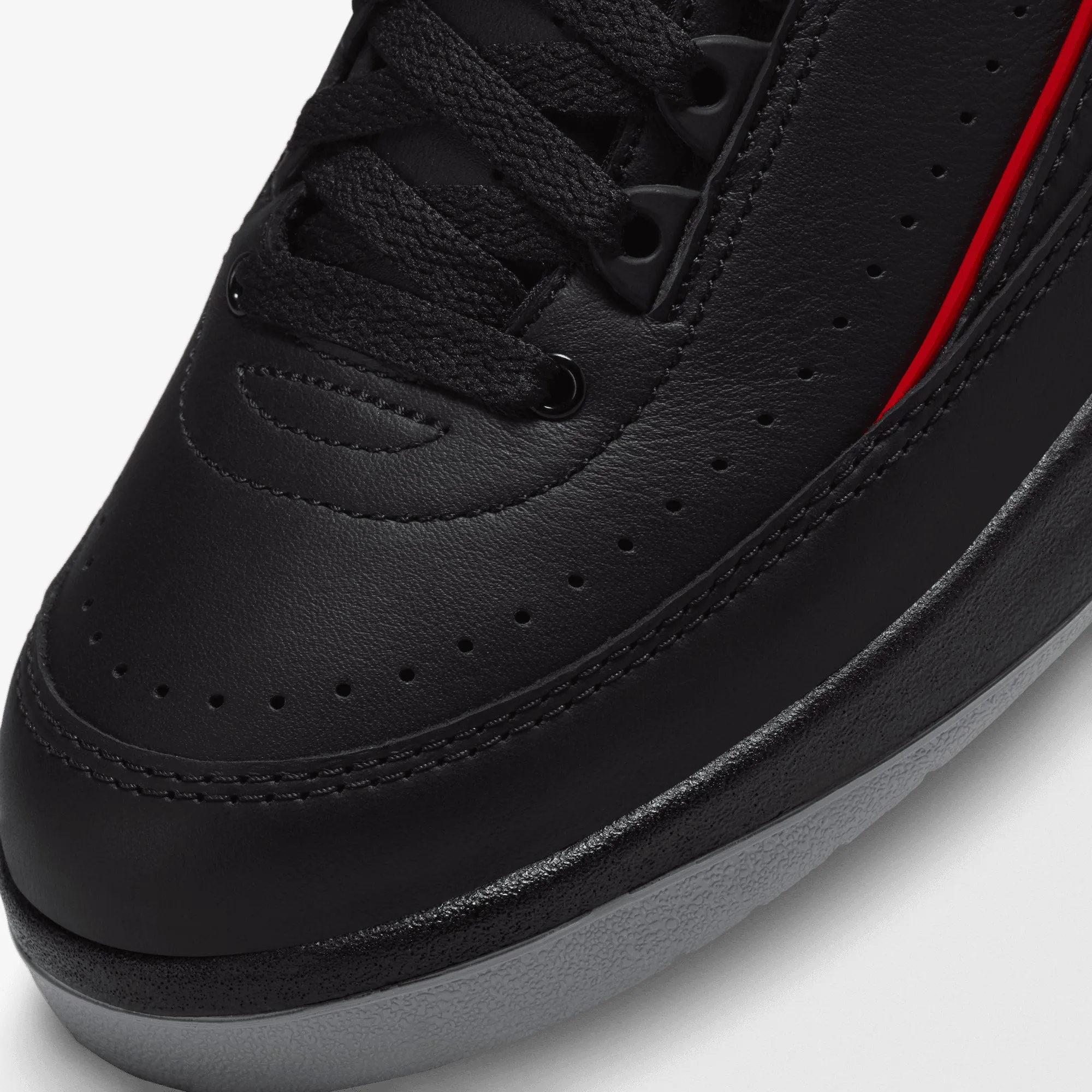 AIR JORDAN 2 RETRO 'LOW 'BLACK/FIRE RED-FIR-CEMENT GREY'