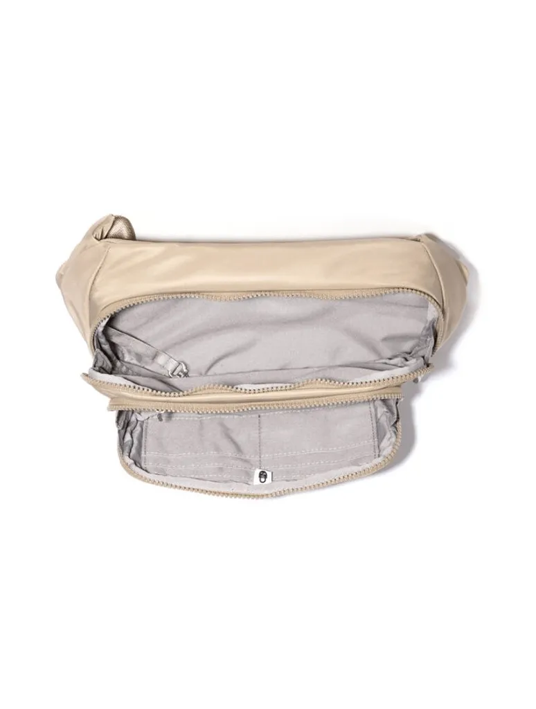 Baggallini On The Go Large Belt Bag Waist Pack in Taupe Twill