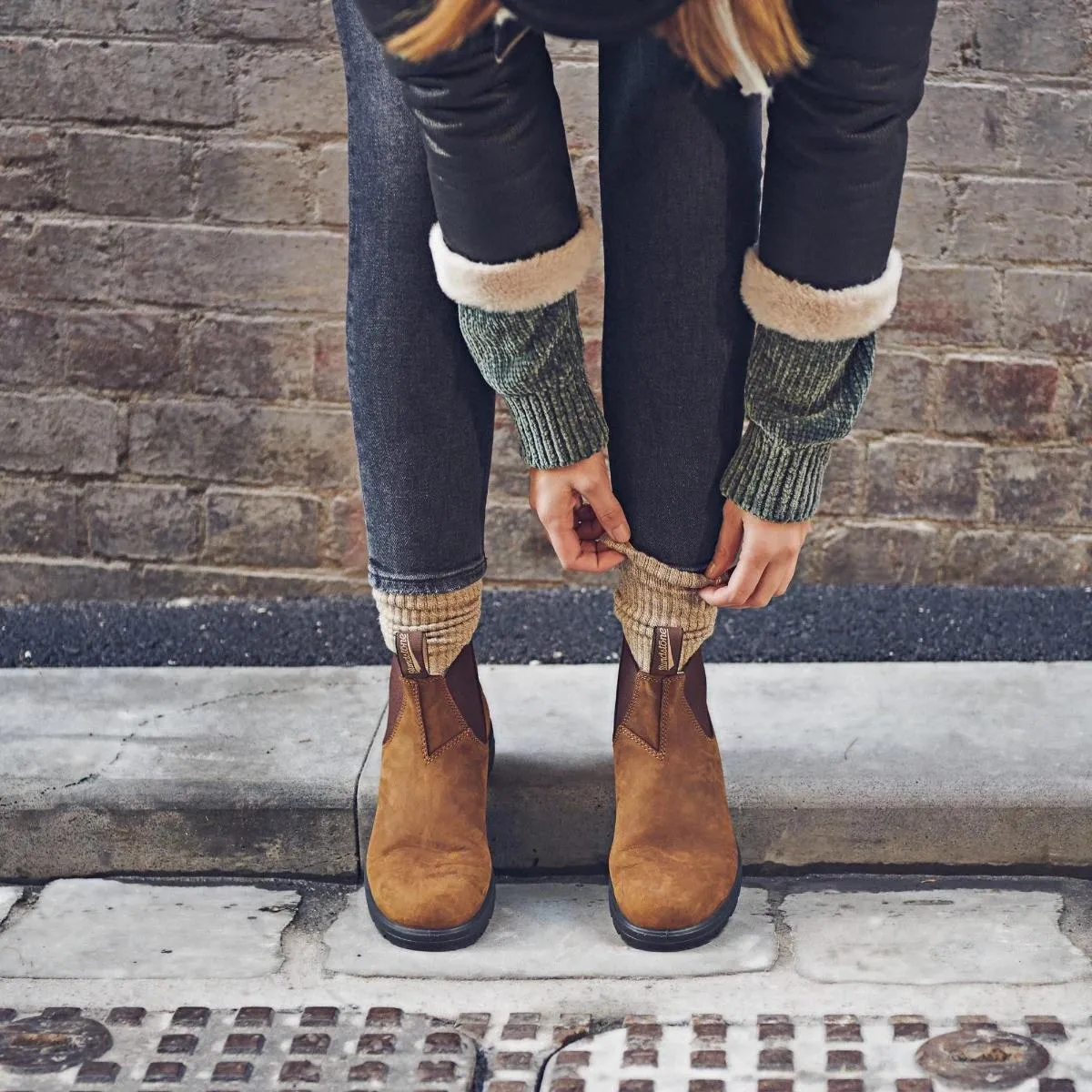 Blundstone #562 Crazy Horse Brown Chelsea Boot