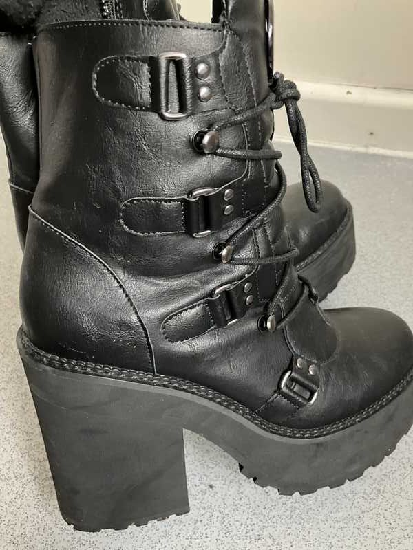 Broom Rider Boots [B] Resurrect