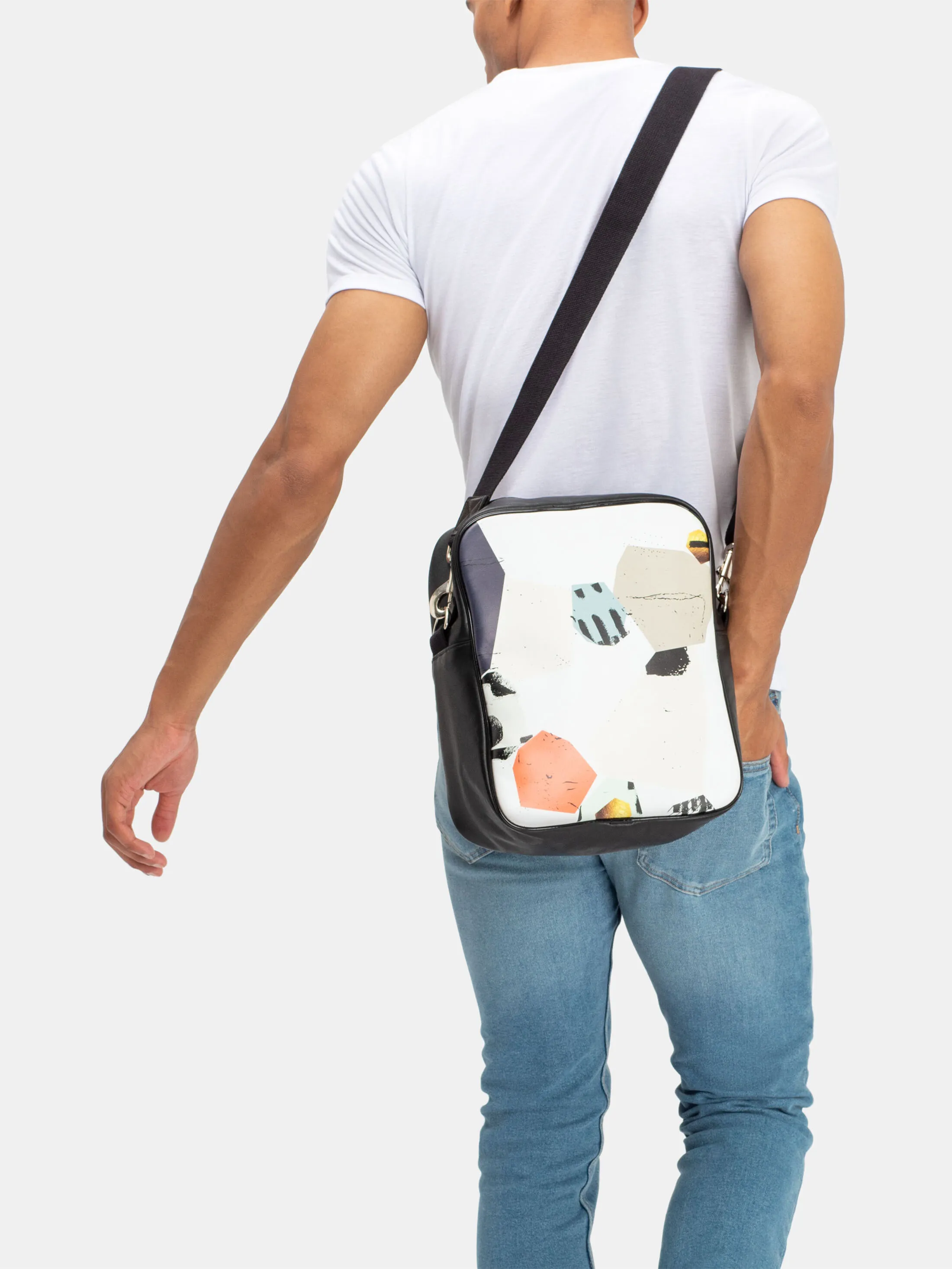 Custom Messenger Bags. Design Your Own Messenger Bag UK