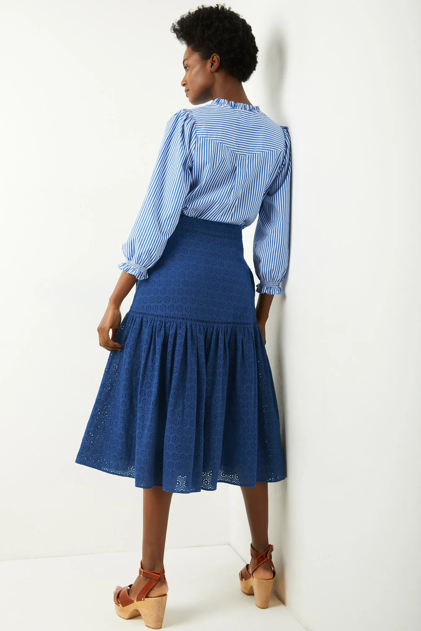 Danielle Daisy Broderie Skirt - Marine Blue