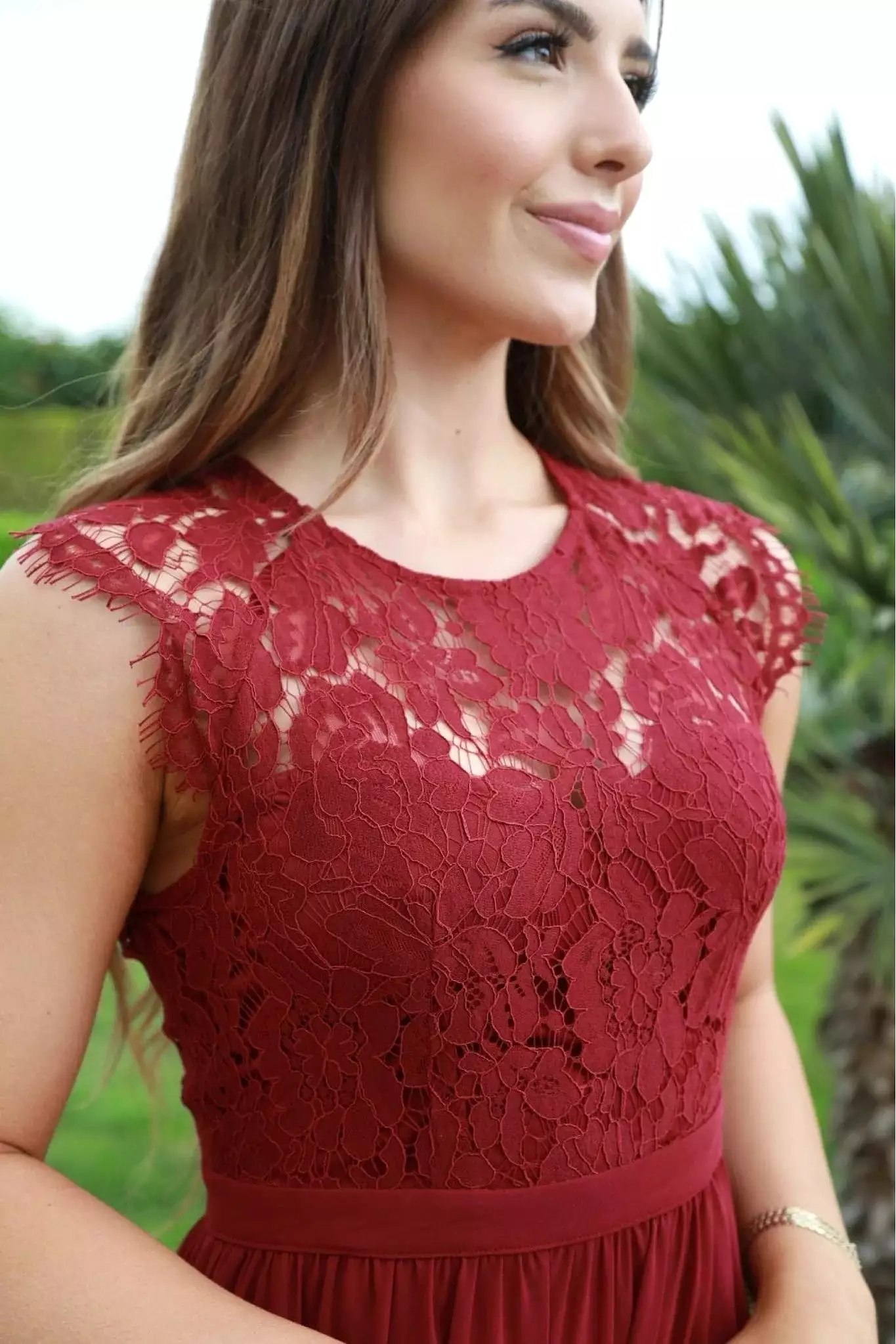 Double Second Red Scallop Edge Sleeveless Lace Dress