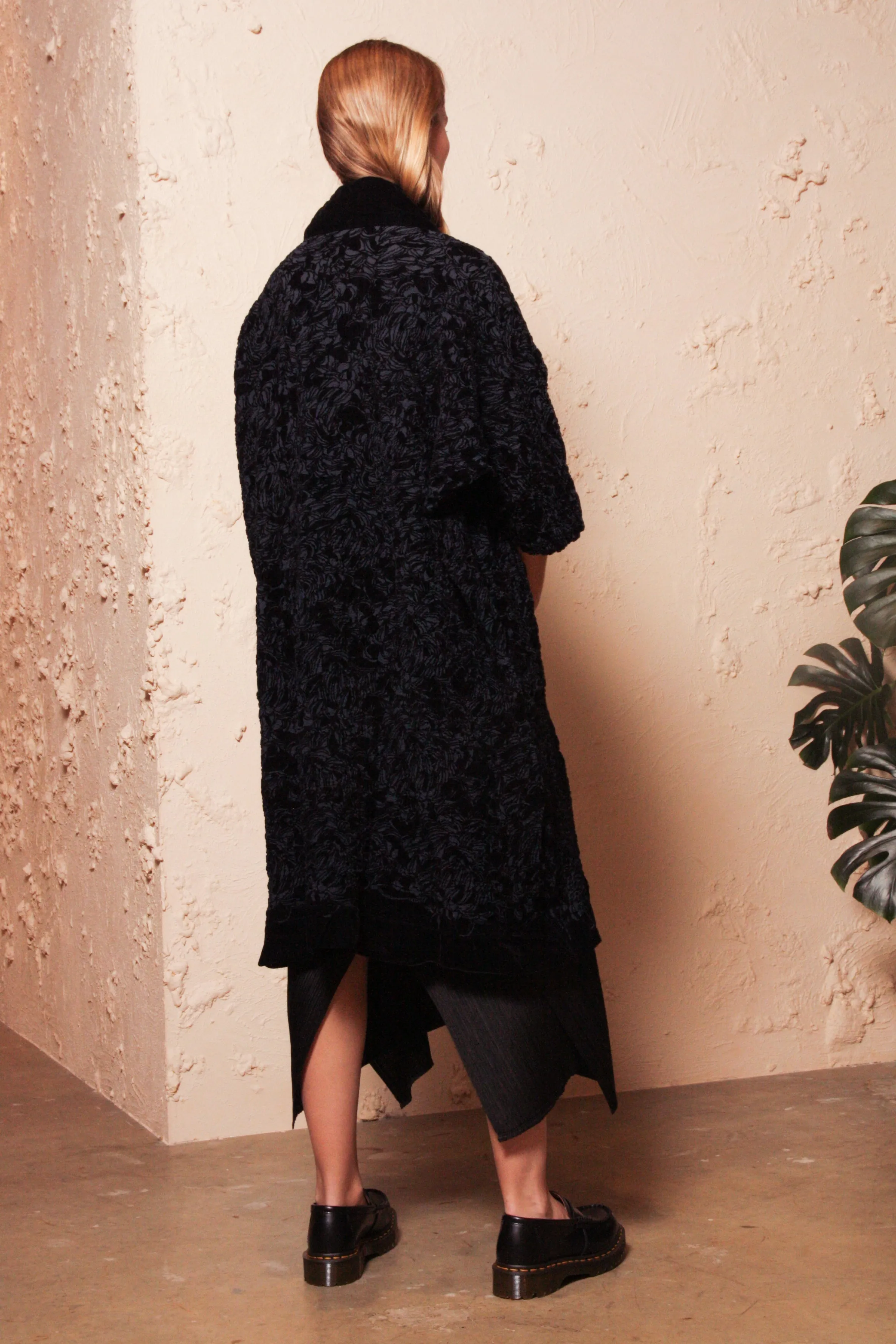 Kiku Flocky Cauliflower Coat Dress