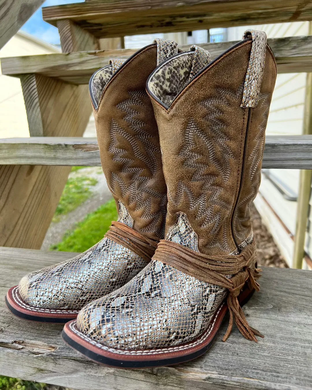 Laredo Women's Lula Tan Snake Square Toe Cowgirl Boots 5846