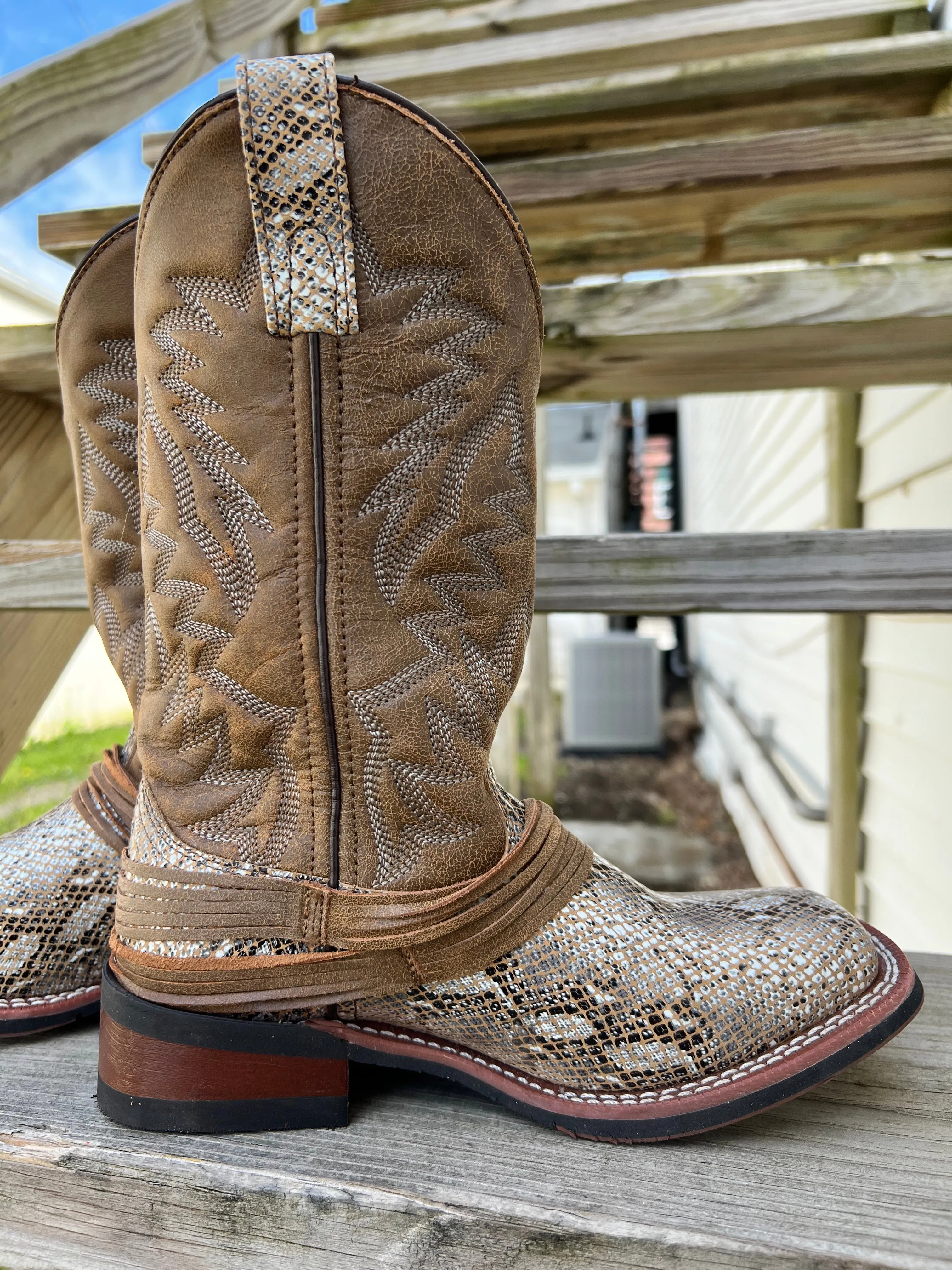 Laredo Women's Lula Tan Snake Square Toe Cowgirl Boots 5846