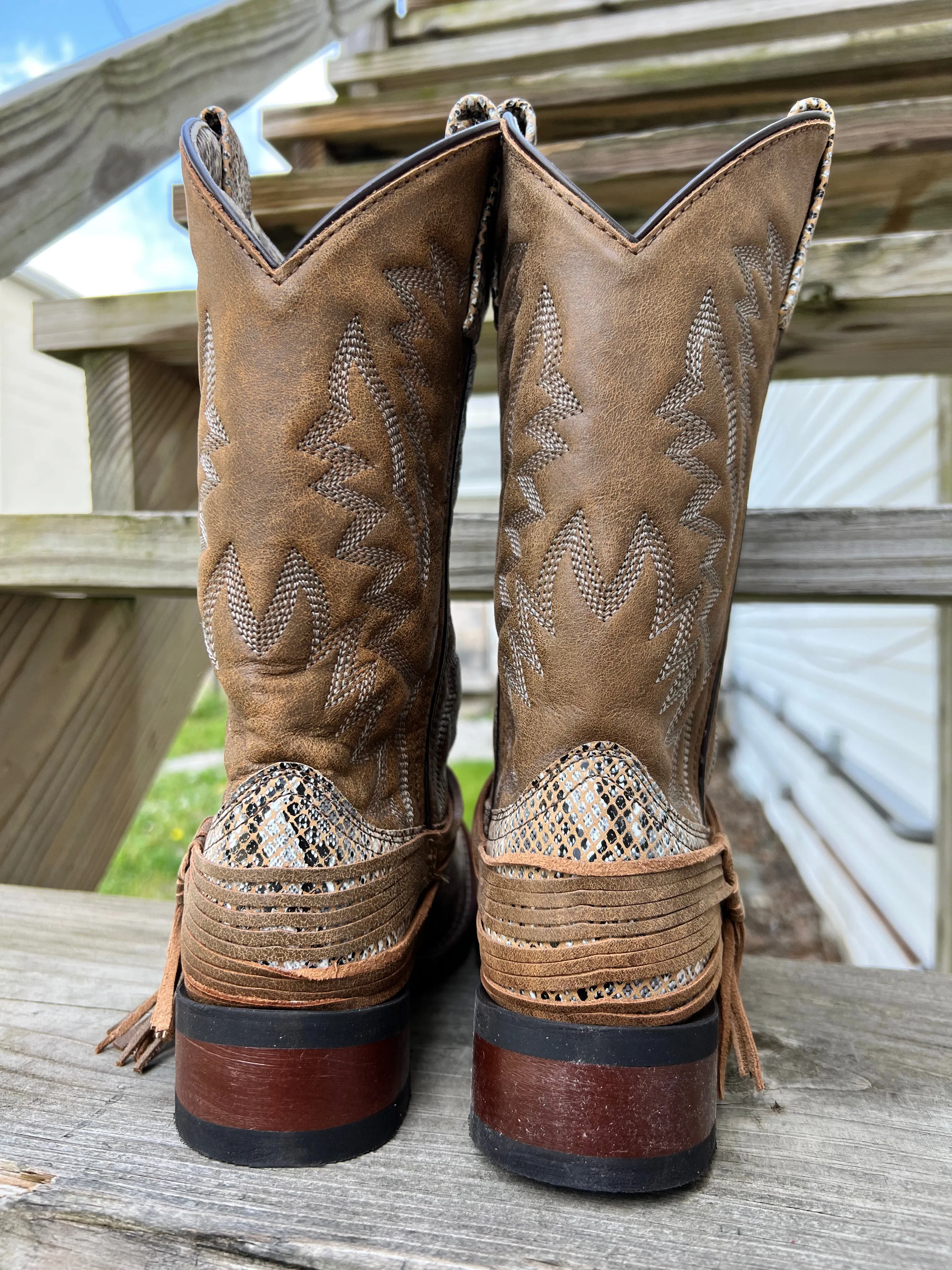 Laredo Women's Lula Tan Snake Square Toe Cowgirl Boots 5846