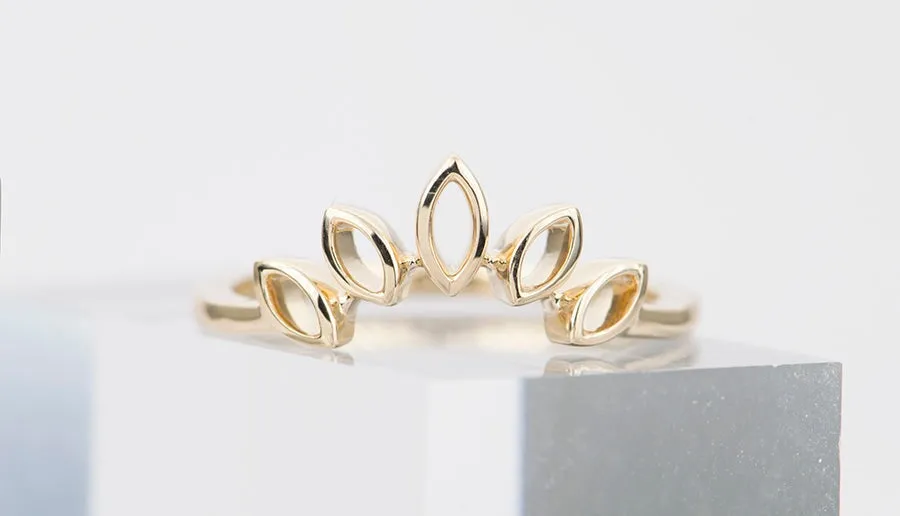 Marquise Crown Ring 14K Gold AD1402