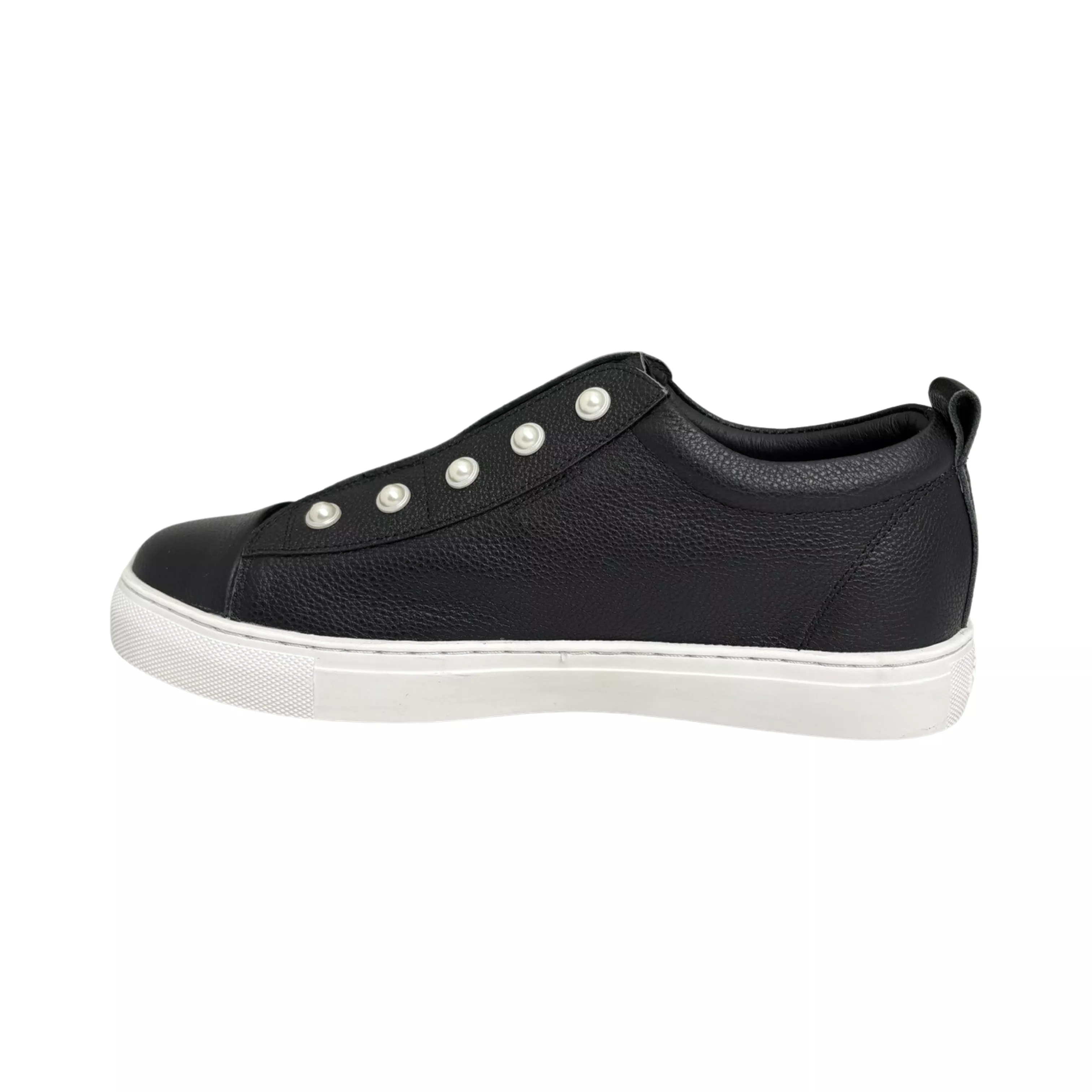 Pearla Black Sneaker